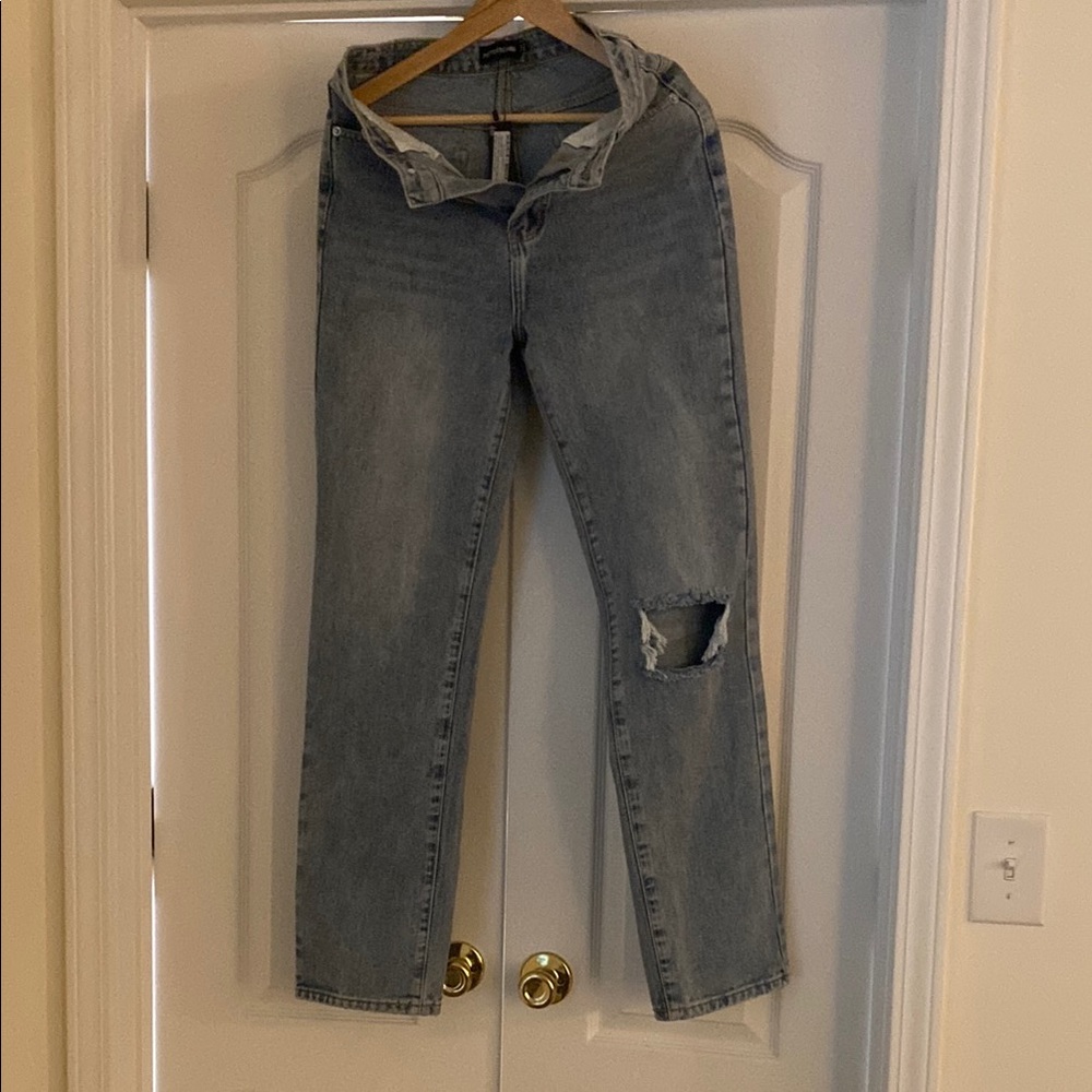 PrettyLittleThing Light Blue Straight Leg Jeans